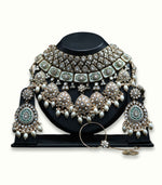 Load image into Gallery viewer, Heer Ivory Kundan Set