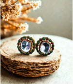 Load image into Gallery viewer, Maharani Emerald Polki Necklace Set