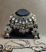 Load image into Gallery viewer, Heer Ivory &amp; Ruby Kundan Set
