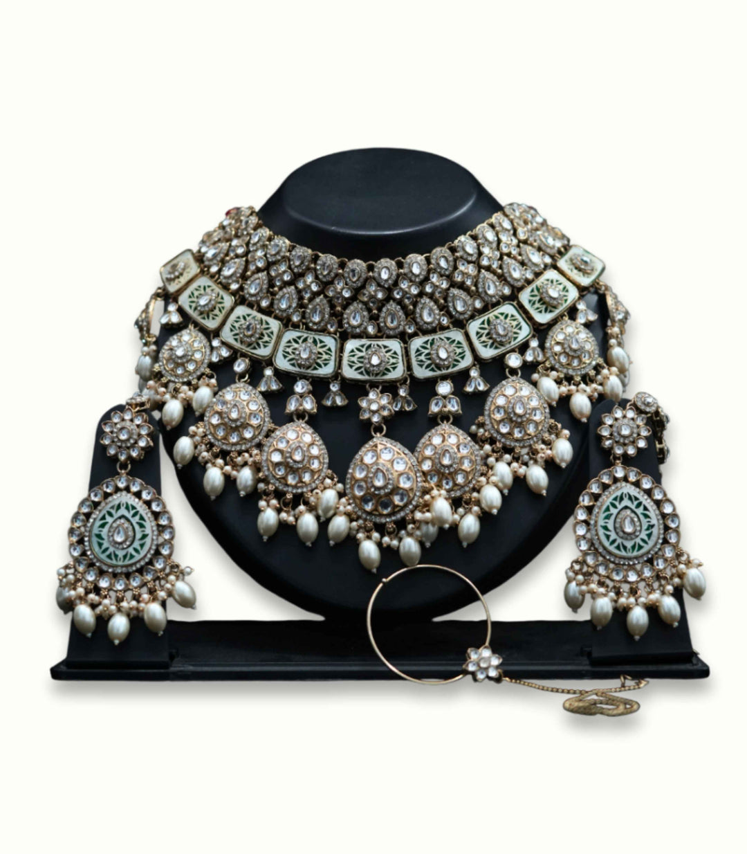 Heer Ivory Kundan Set