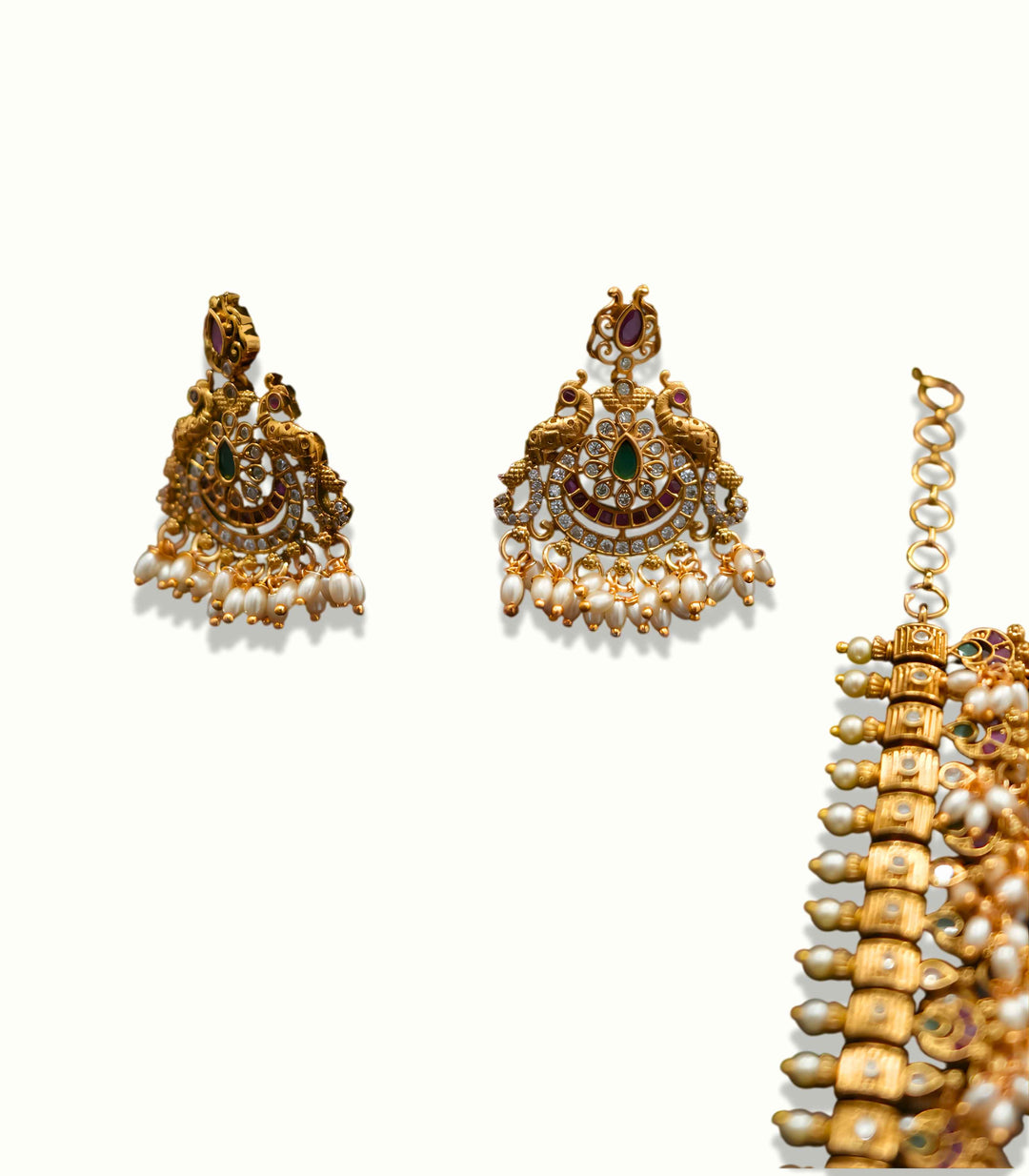 Emerald Pearl Long Antique Necklace