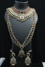 Load image into Gallery viewer, Maharani Antique Gold Bridal Set
